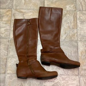 Modern vintage camel boots